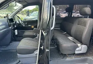 Toyota Noah 2.0 FWD (8 Seater) 2001 Black