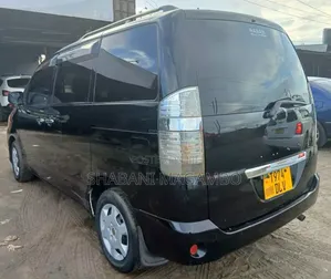 Toyota Noah 2006 Black