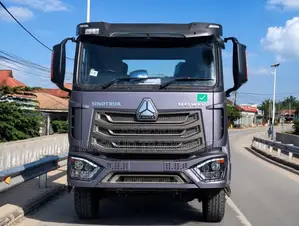 Howo Tractor 371hp