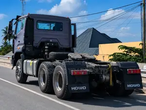 Howo Tractor 371hp