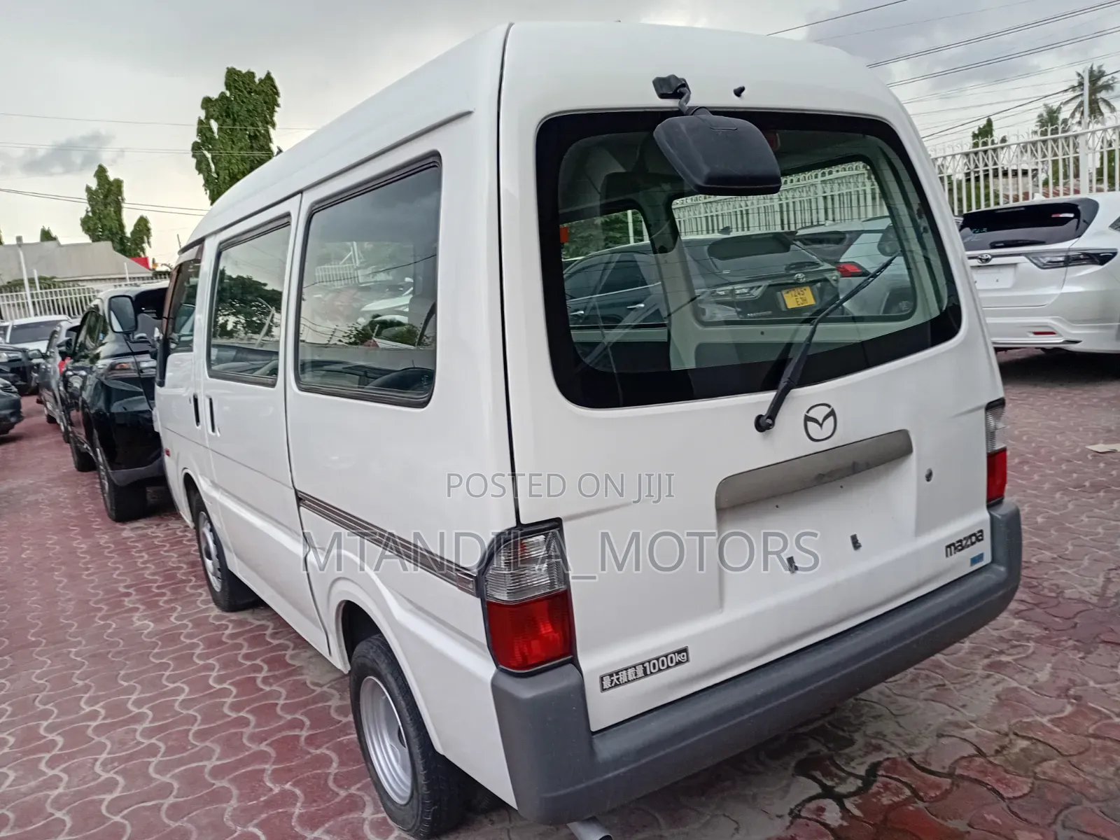 Nissan Vanette 2012 White