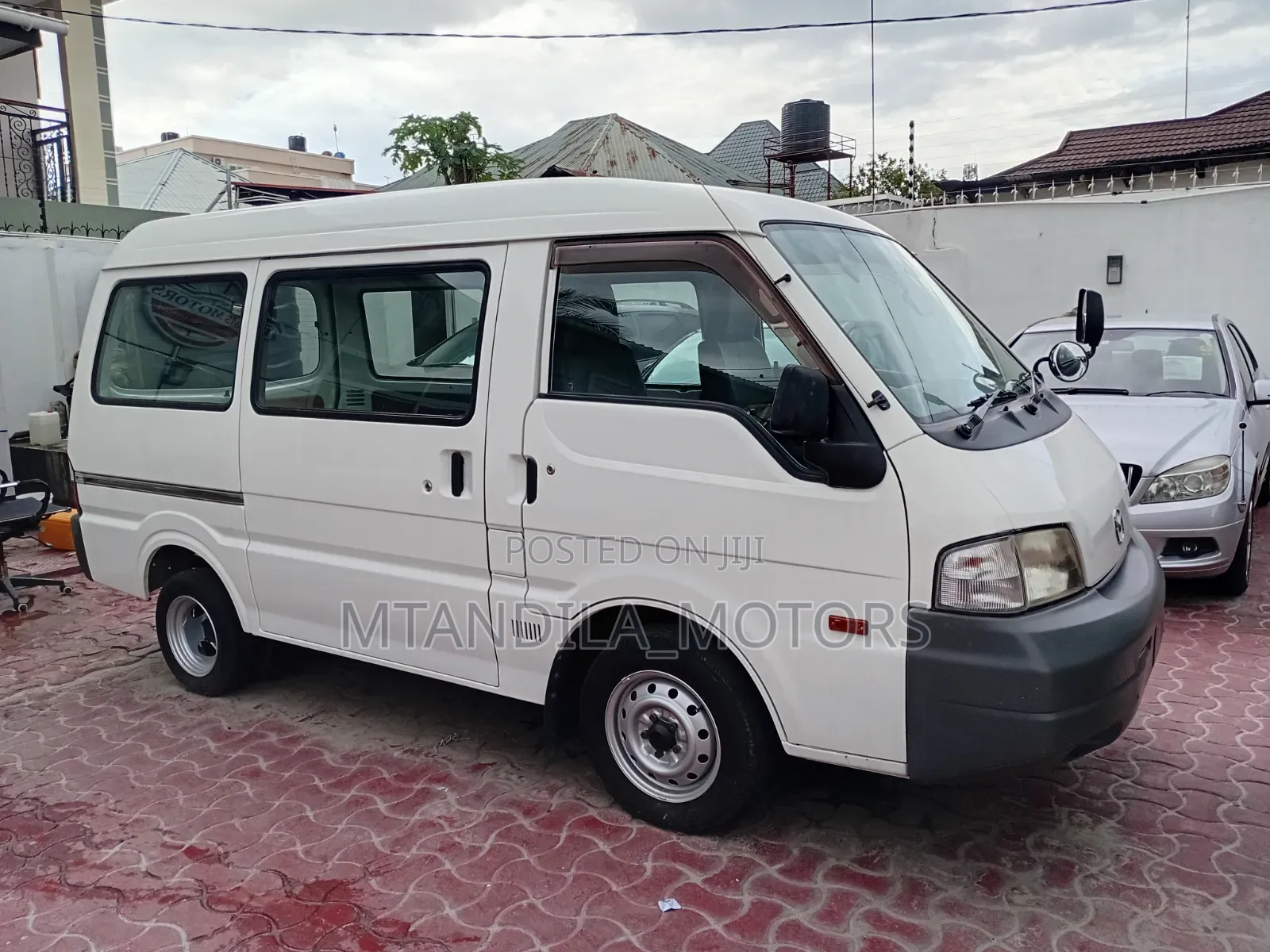 Nissan Vanette 2012 White