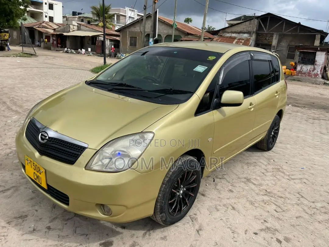 Toyota Corolla Spacio 2006 Beige