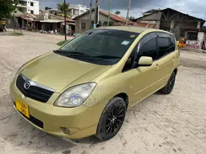 Toyota Corolla Spacio 2006 Beige