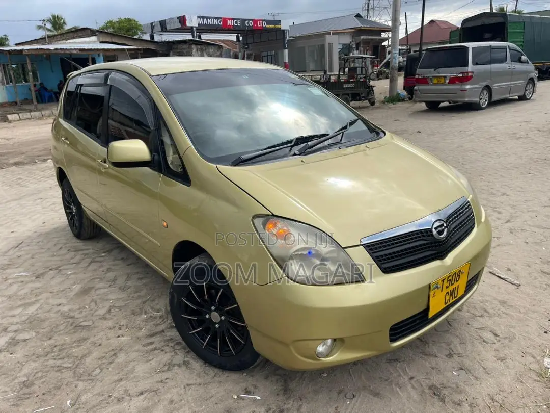 Toyota Corolla Spacio 2006 Beige