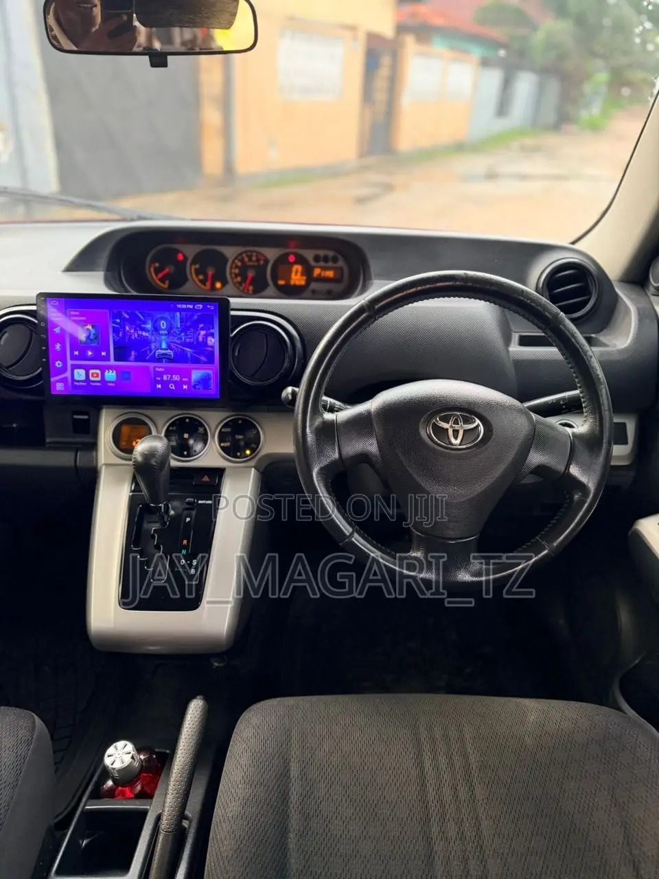 Toyota Corolla Rumion 2008 Red