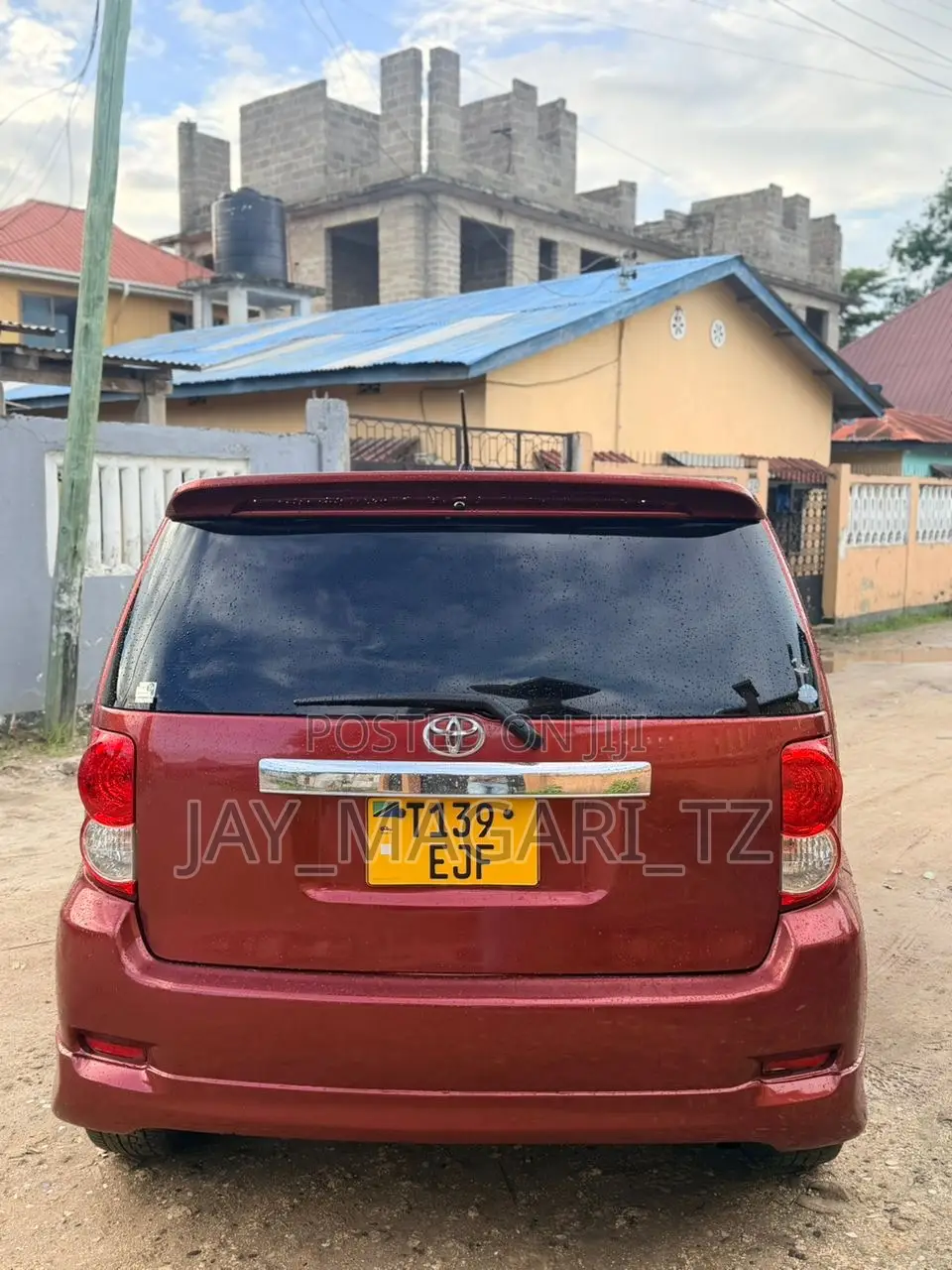 Toyota Corolla Rumion 2008 Red