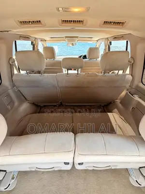 Toyota Land Cruiser 2001 White