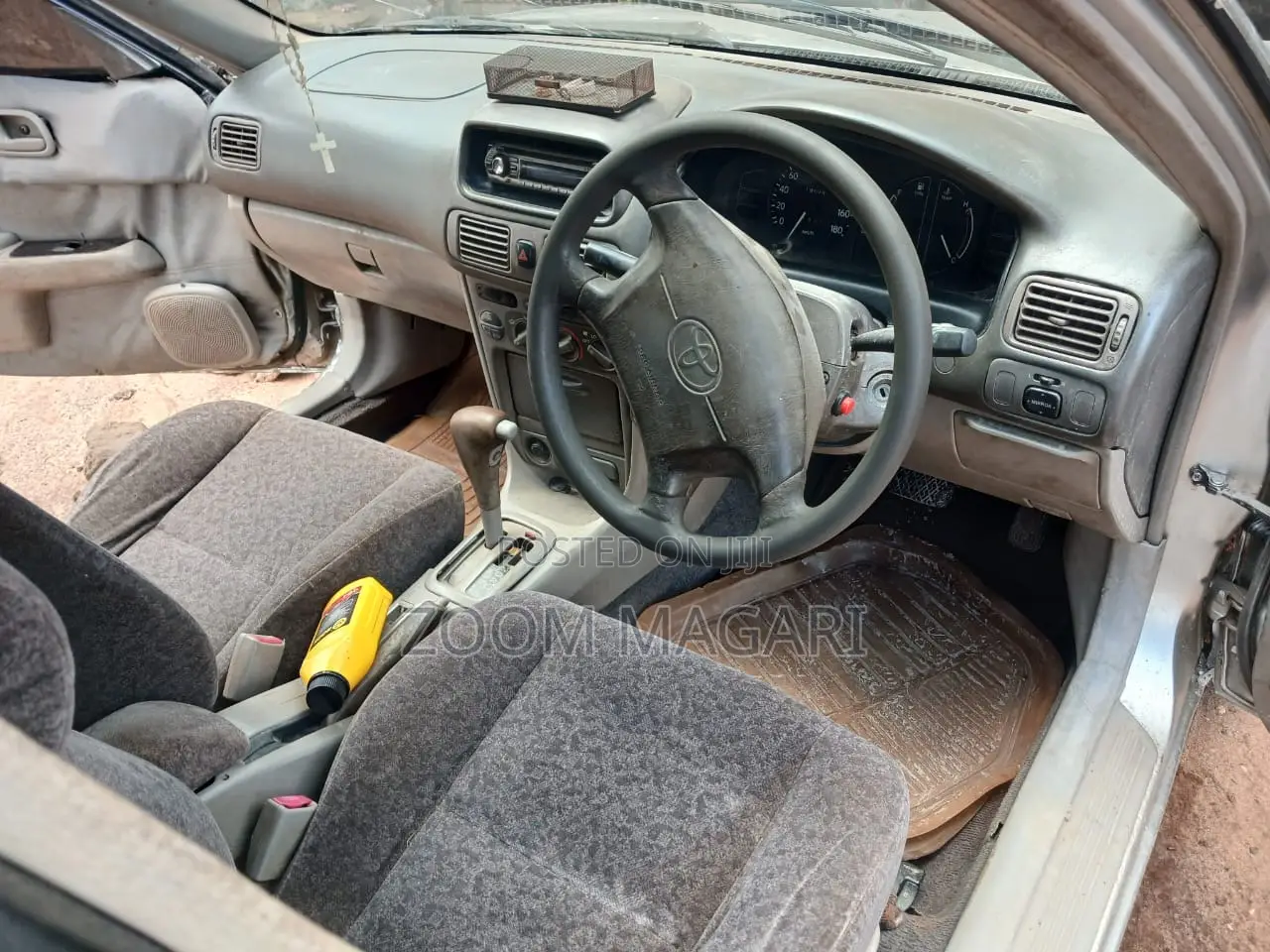 Toyota Corolla 2001 Silver
