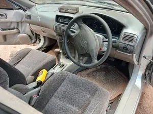 Toyota Corolla 2001 Silver