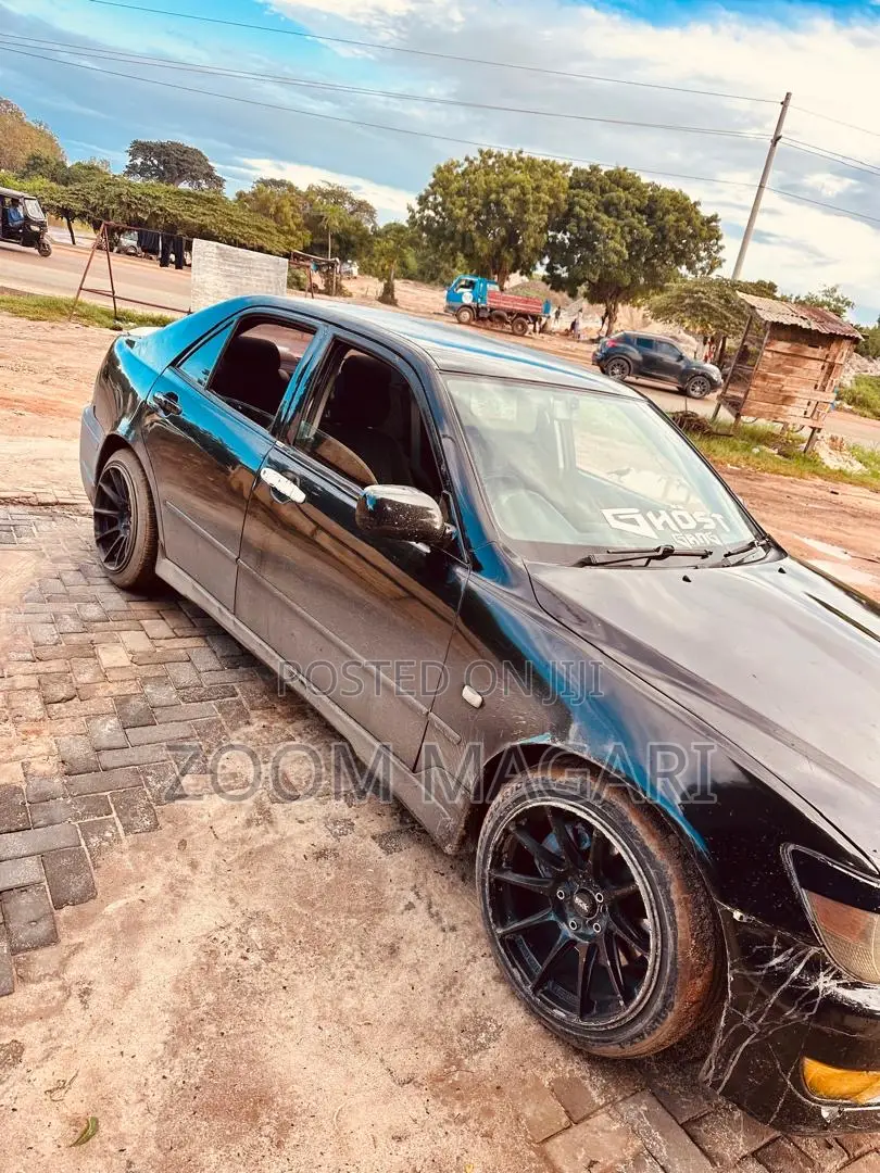 Toyota Altezza 2005 Black