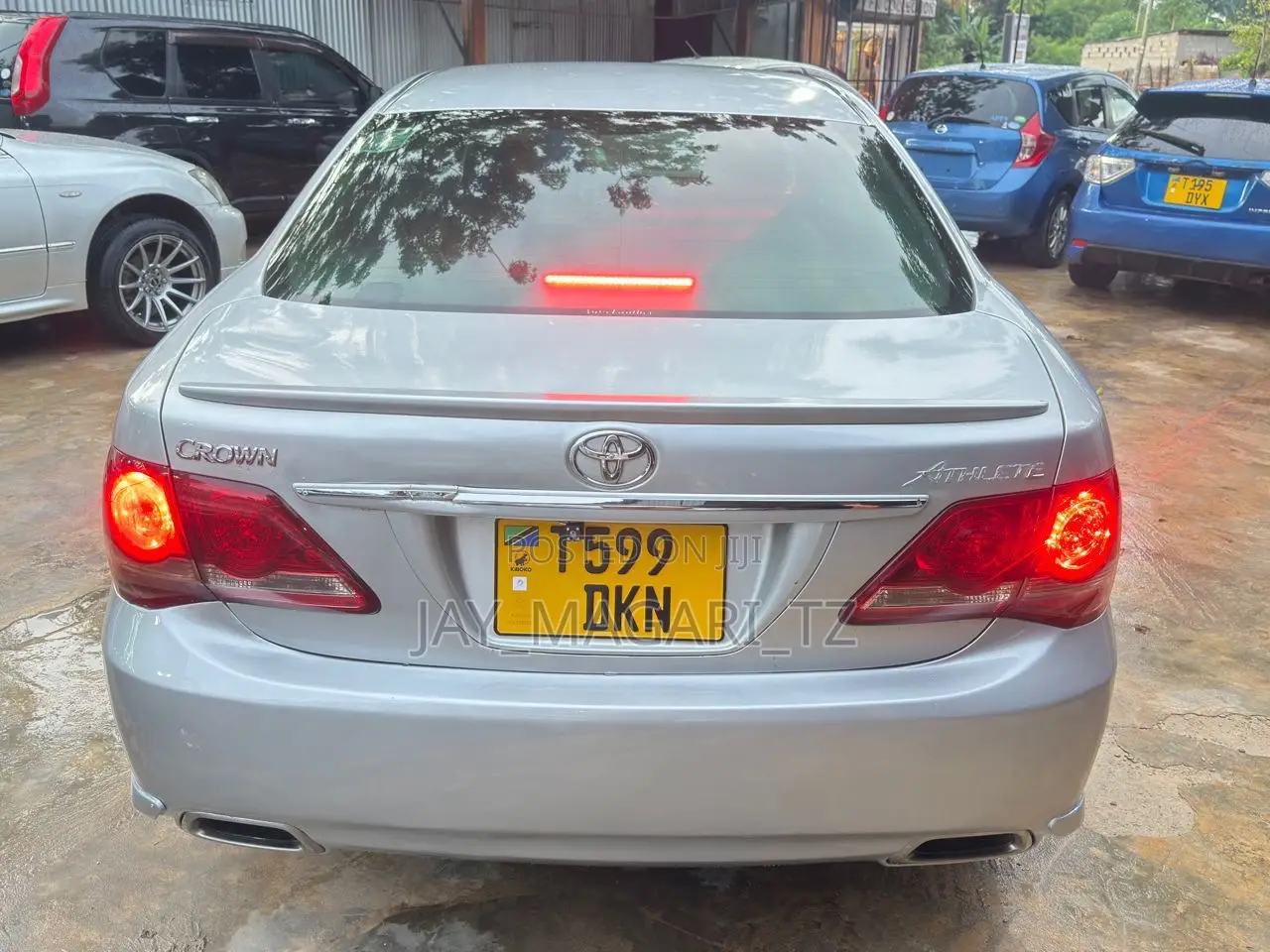 Toyota Crown 2010 Silver