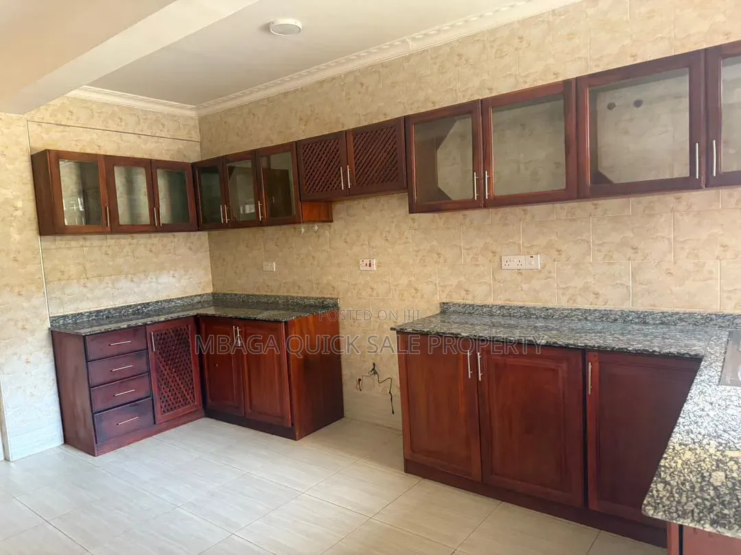 3bdrm Apartment in Mbezi Beach for rent