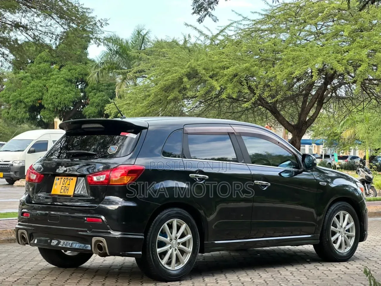 Mitsubishi RVR 2.0 2012 Black