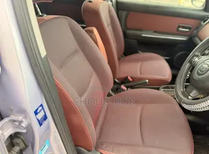 Mazda Verisa 2010 Silver