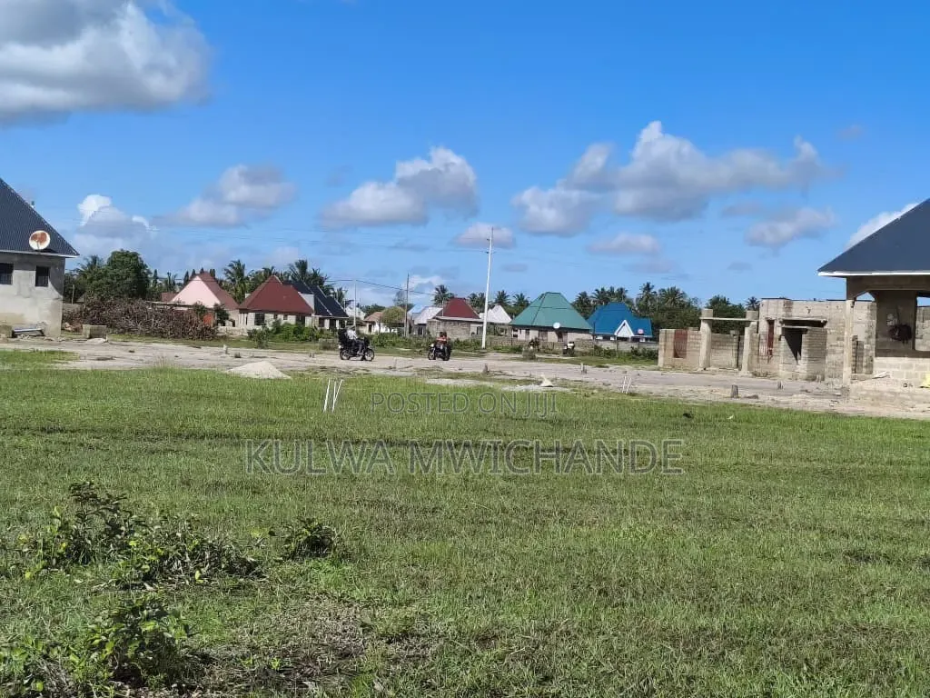 Kiwanja Kinauzwa Kigamboni Cheka