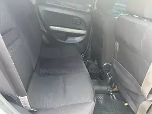 Toyota IST 2004 Silver