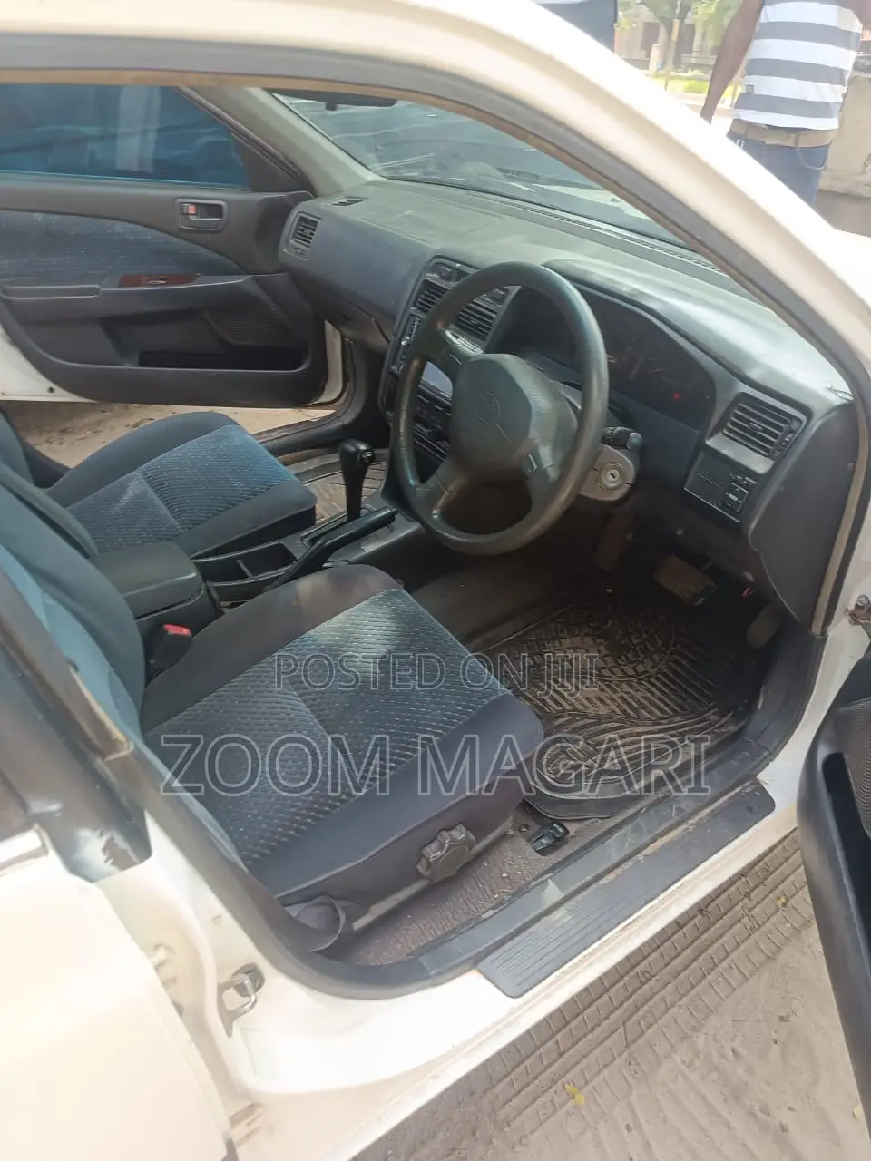 Toyota Carina 1998 White