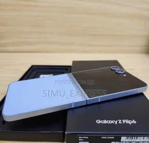 New Samsung Galaxy Z Flip6 256 GB Blue