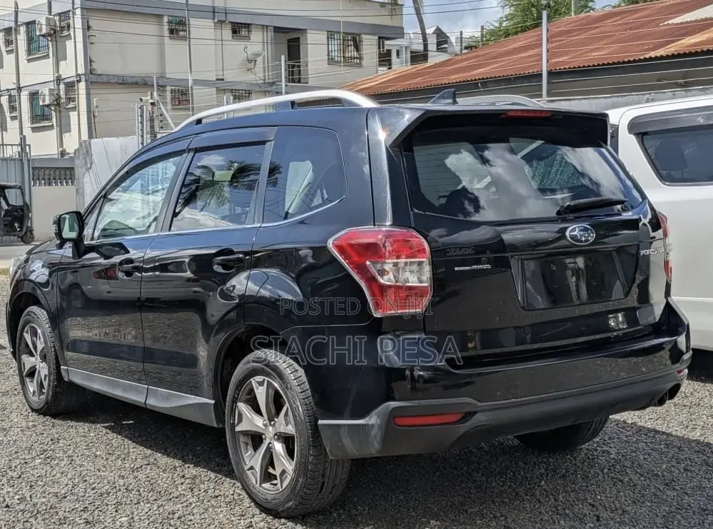 Subaru Forester 2015 Black