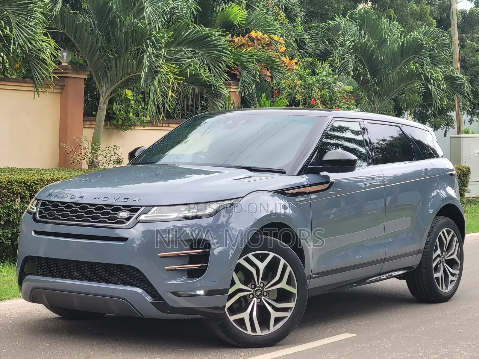 Land Rover Range Rover Vogue 2020 Blue