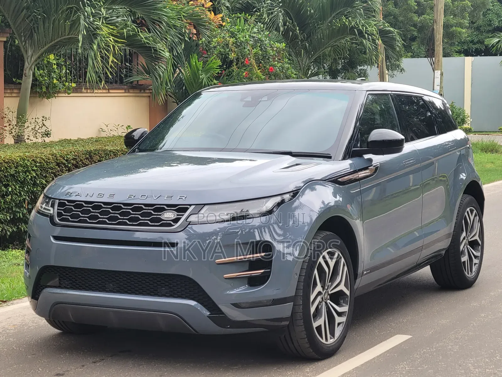 Land Rover Range Rover Vogue 2020 Blue