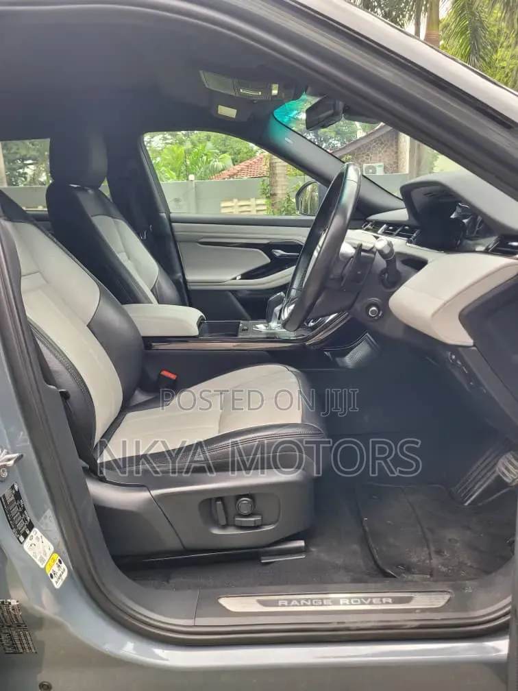 Land Rover Range Rover Vogue 2020 Blue