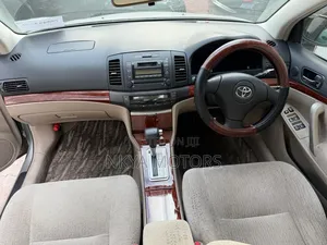 Toyota Premio 2004 Silver