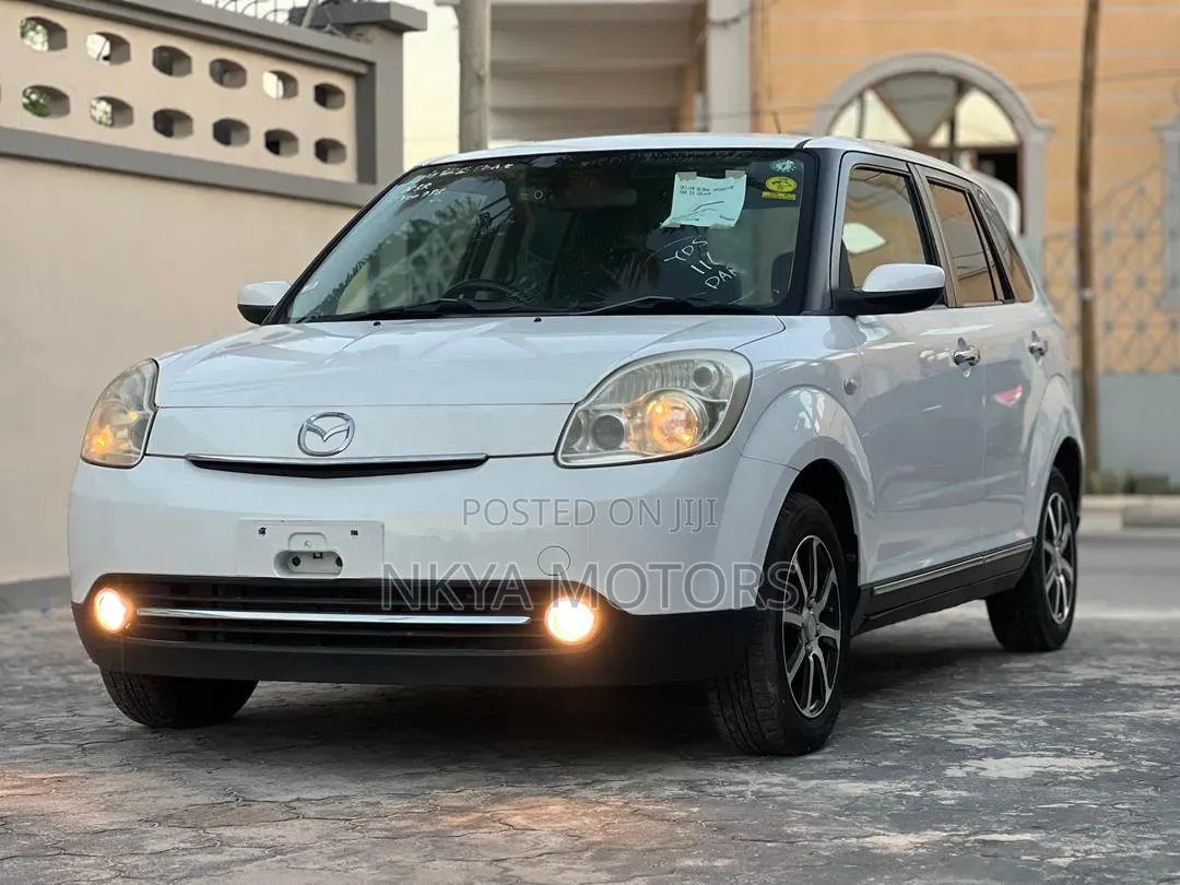 Mazda Verisa 2006 White