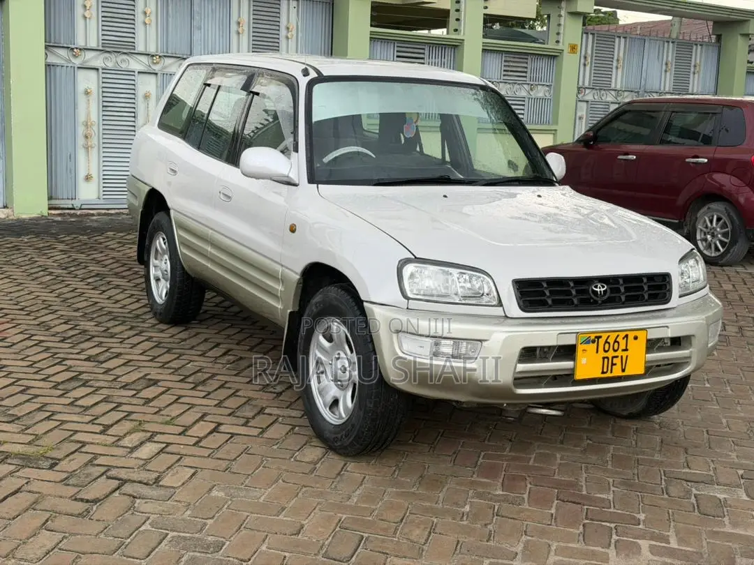 Toyota RAV4 Cabriolet 1998 White