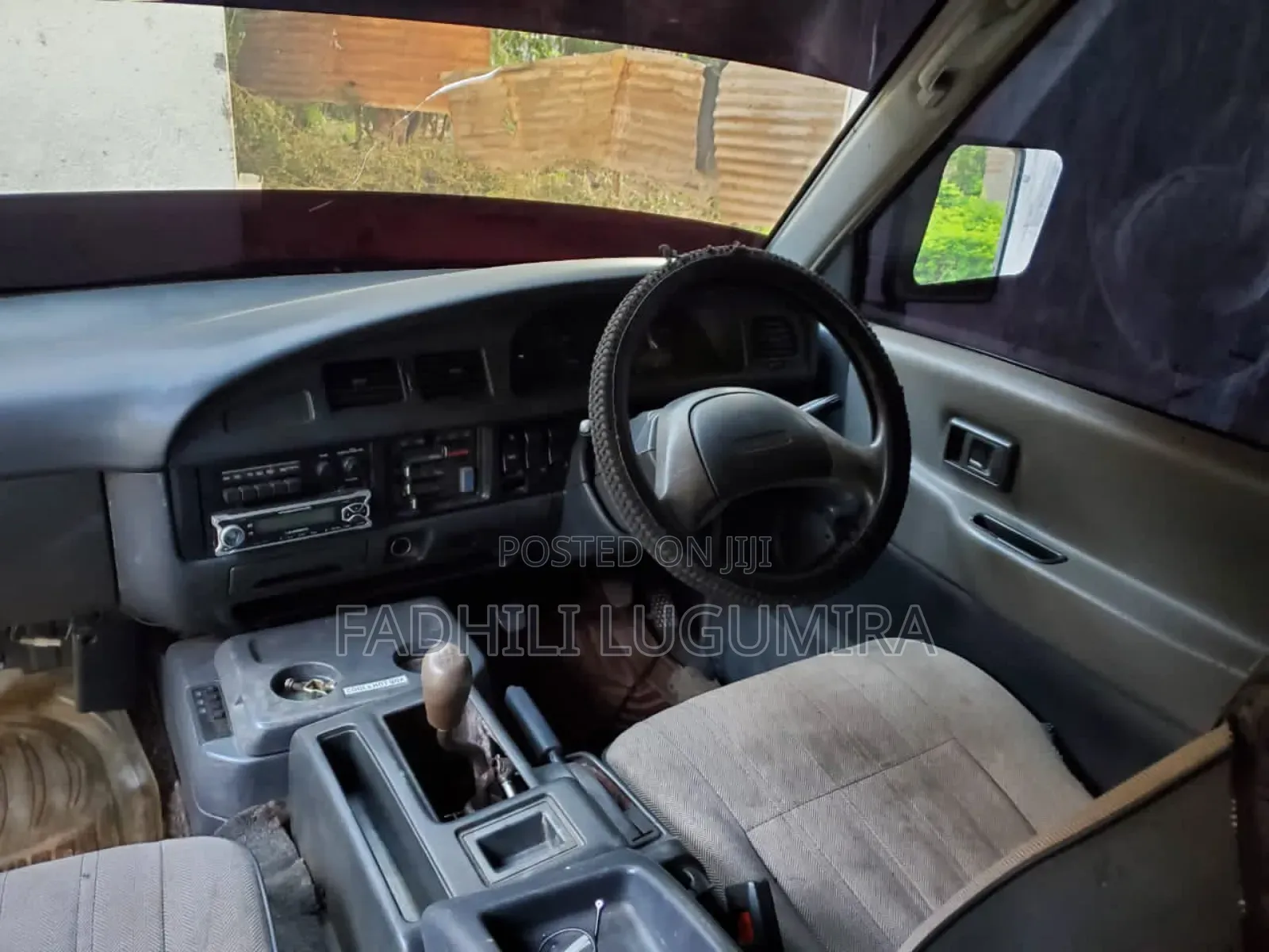 Toyota HiAce 1998 Silver