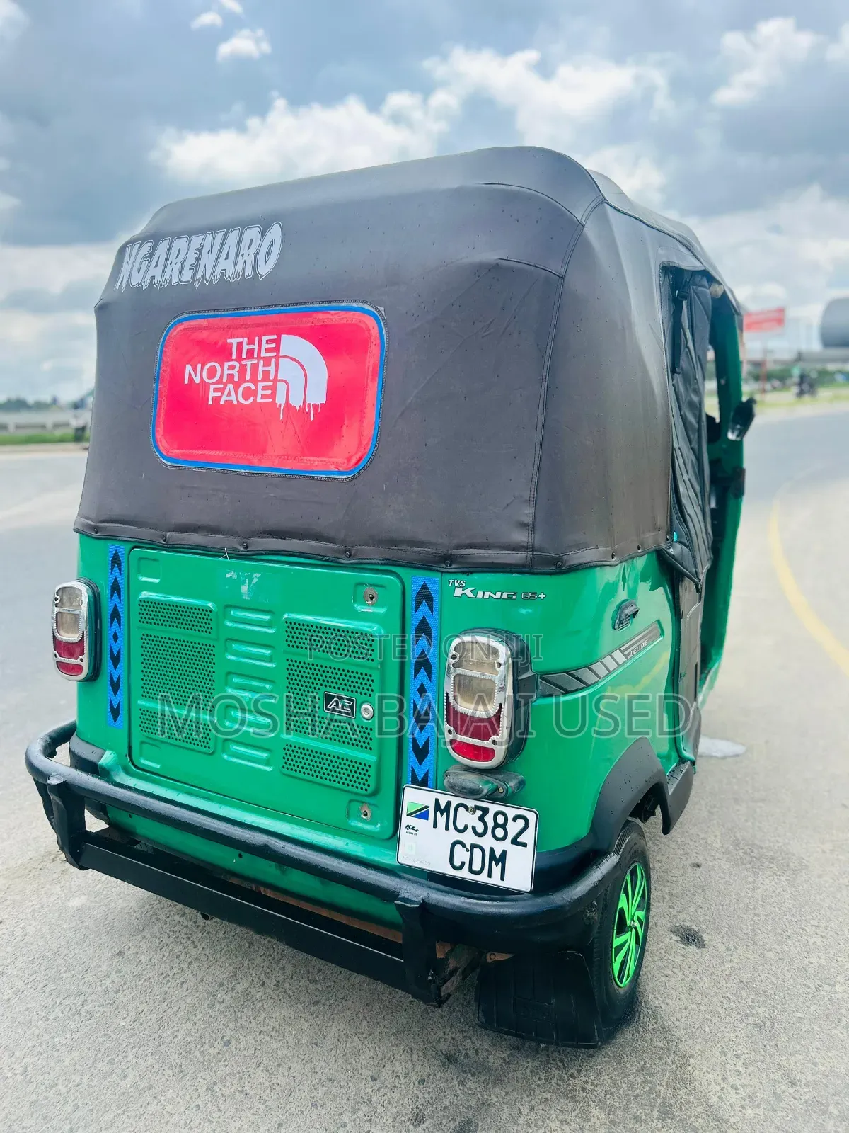 TVS King Deluxe Plus iTouch Start 2019 Green
