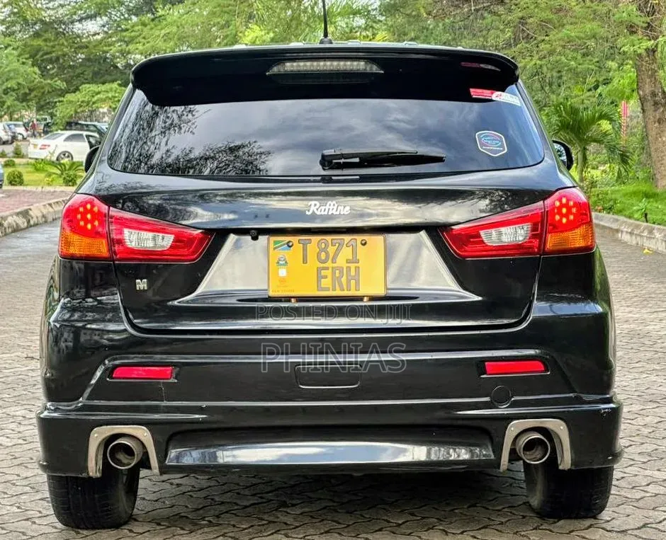 Mitsubishi RVR 2.0 2012 Black