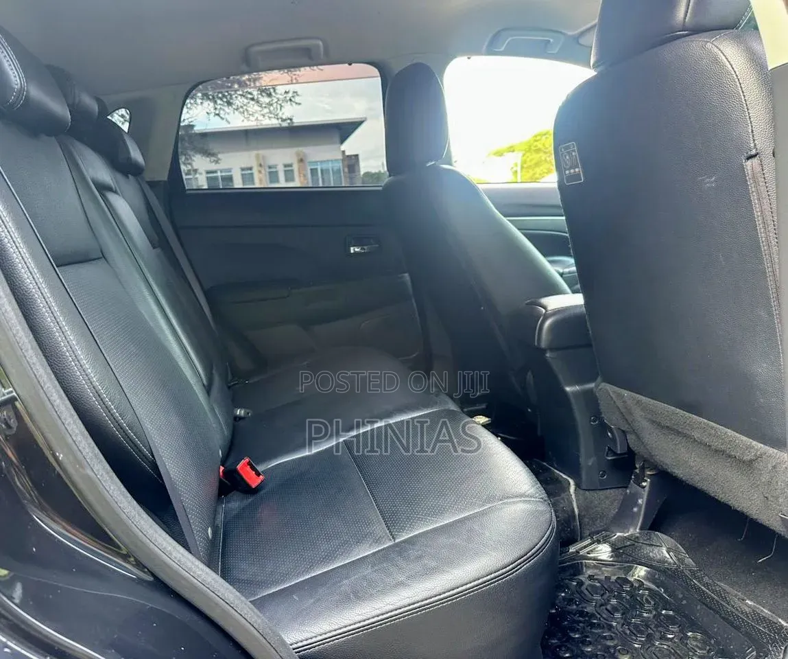 Mitsubishi RVR 2.0 2012 Black
