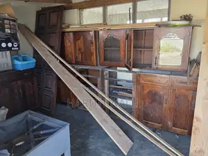 Kitchen Cabinet Mninga