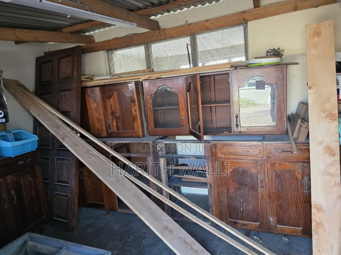 Kitchen Cabinet Mninga