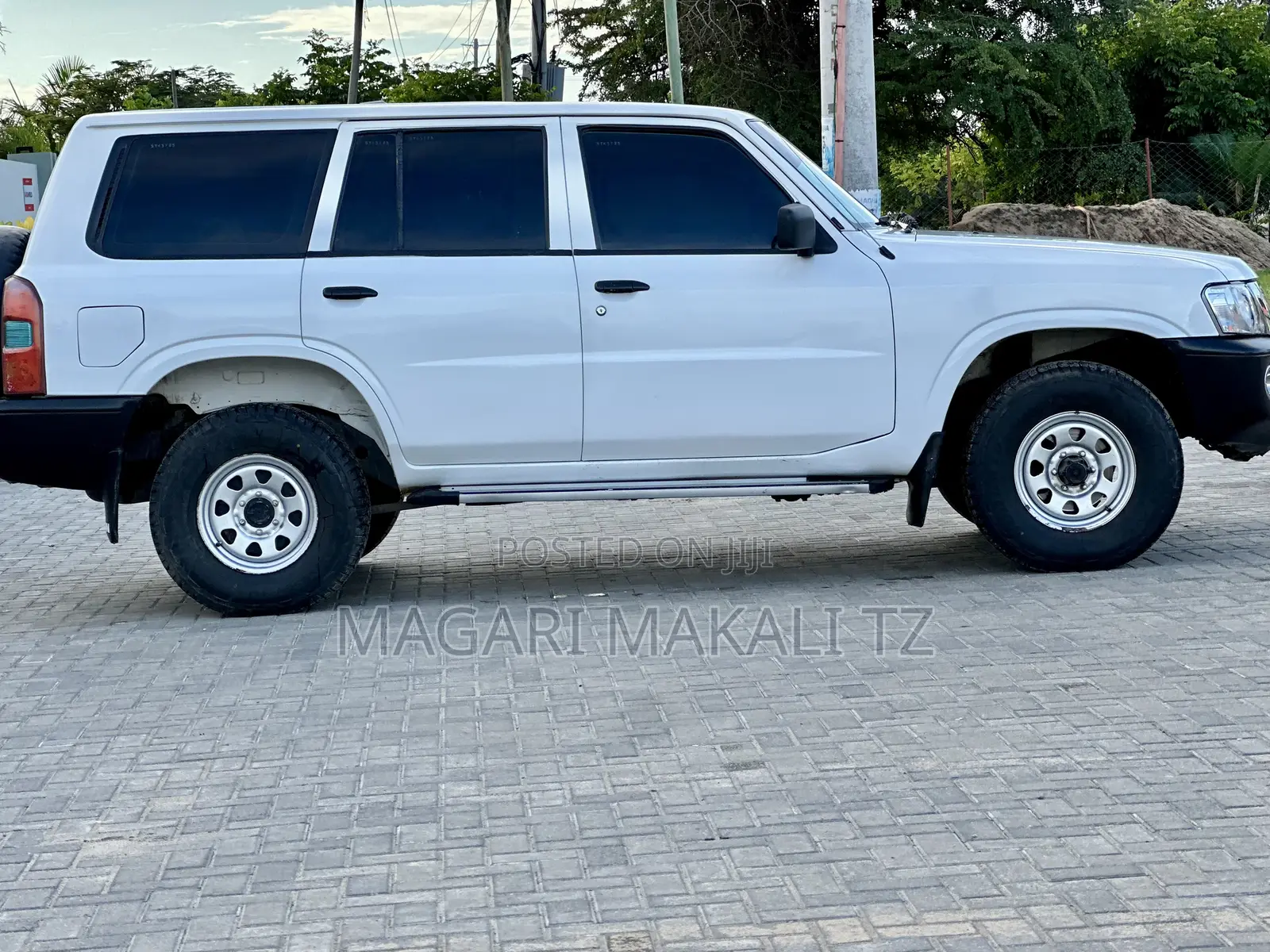 Nissan Patrol 4.8 GL 2006 White