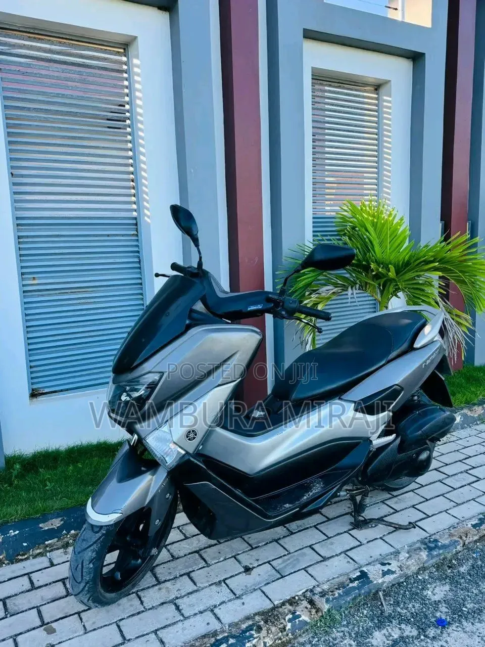 New Honda CB 2025 Gray