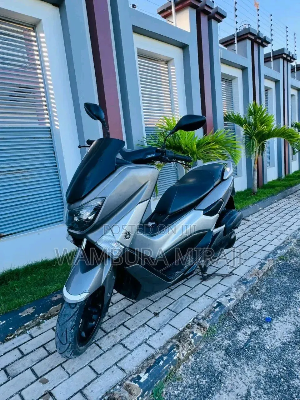 New Honda CB 2025 Gray