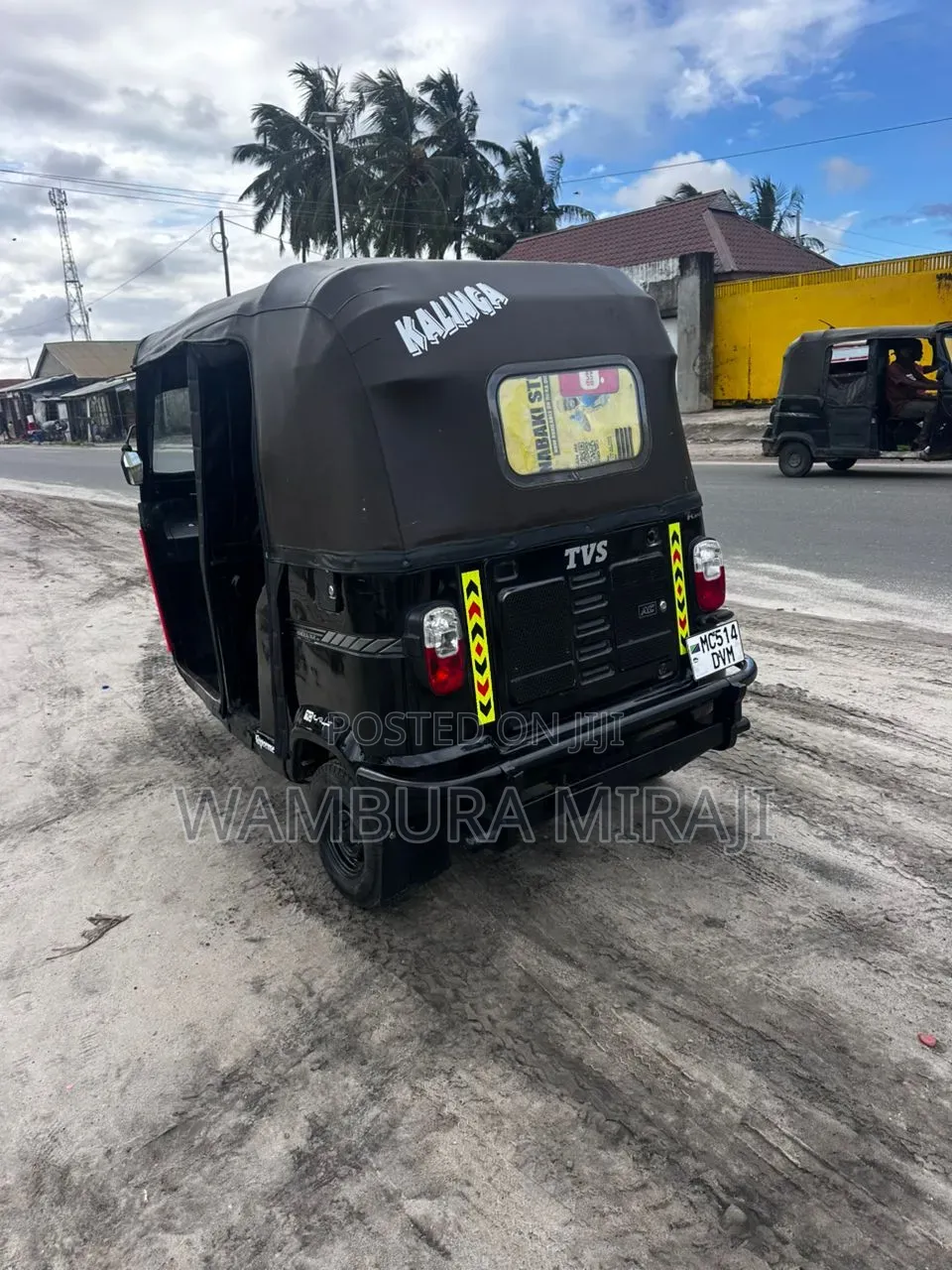 Bajaj Avenger 200 2025 Black