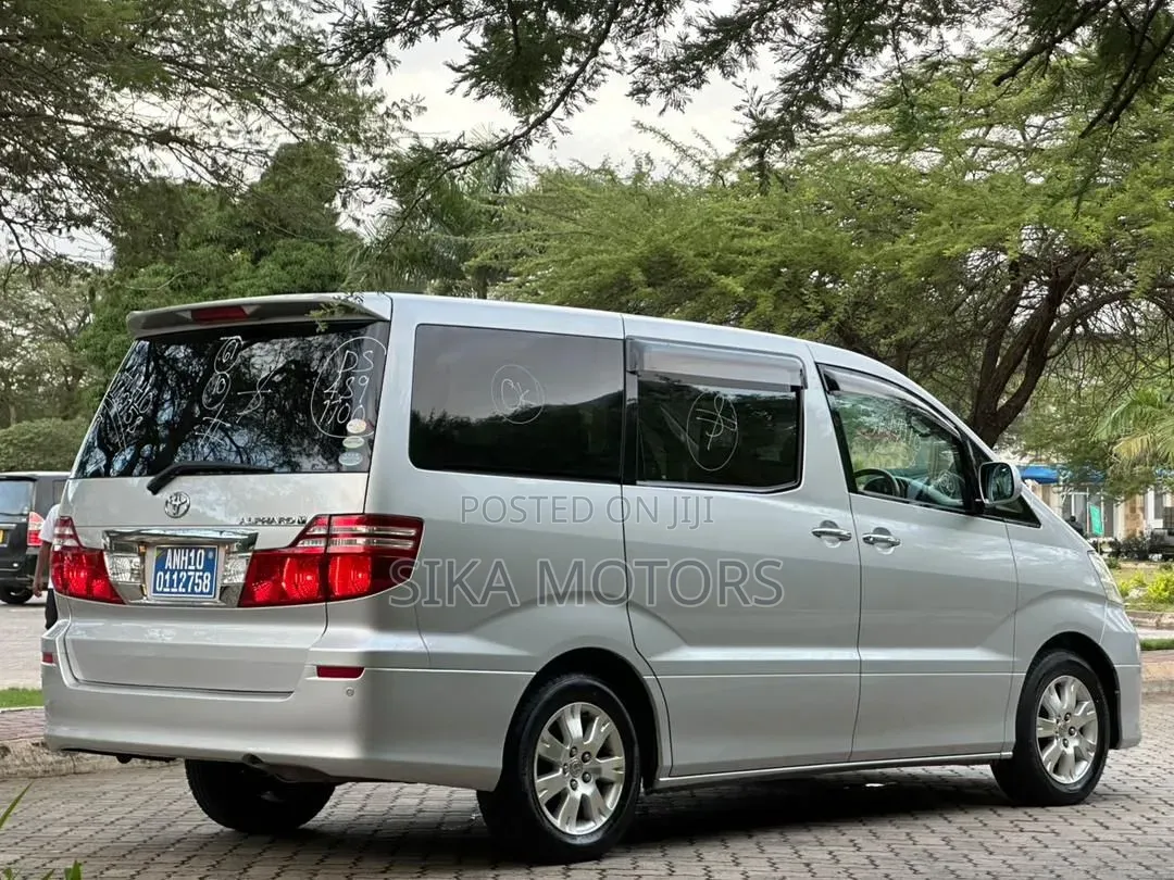 Toyota Alphard 2006 Silver