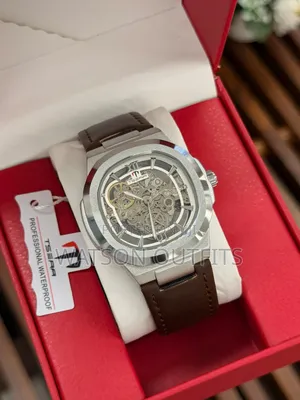 Men's Analog Watches Brand New Leather Straps Tsera Branded