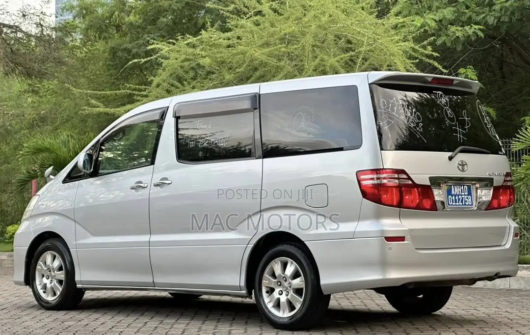 Toyota Alphard 2006 Silver