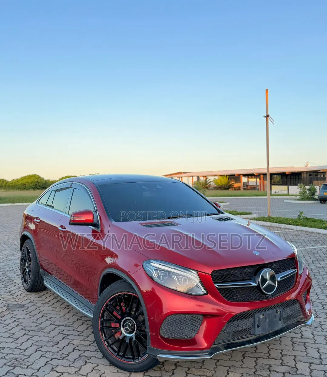 Mercedes-Benz GLE-Class 2018 Red