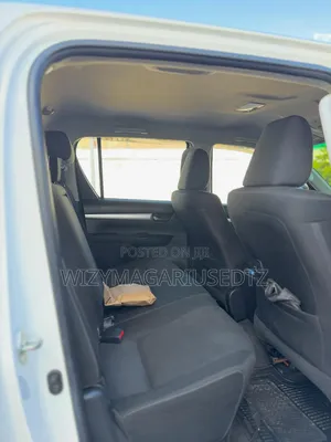 Toyota Hilux 2018 White