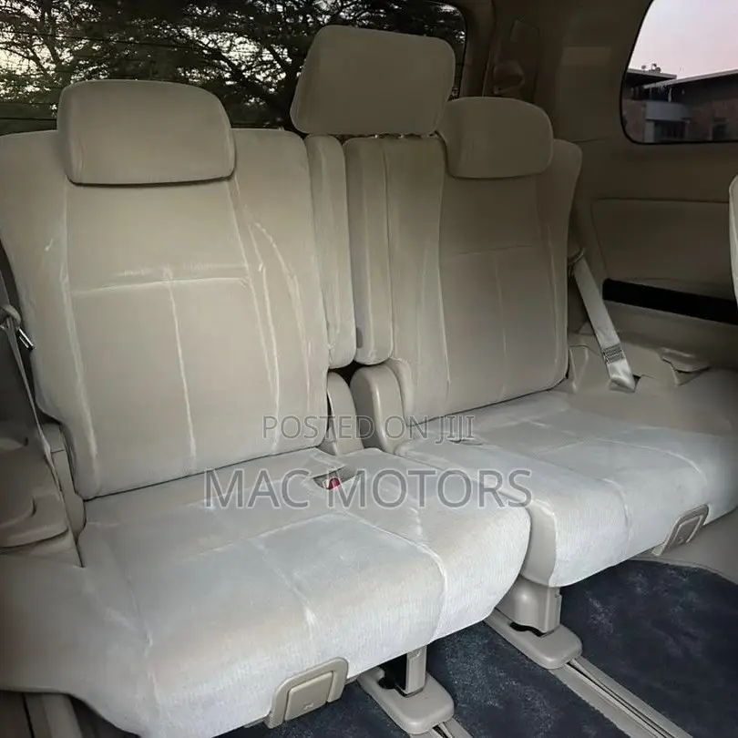 Toyota Alphard 2009 White