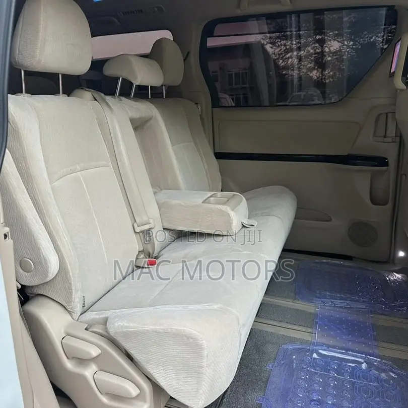 Toyota Alphard 2009 White