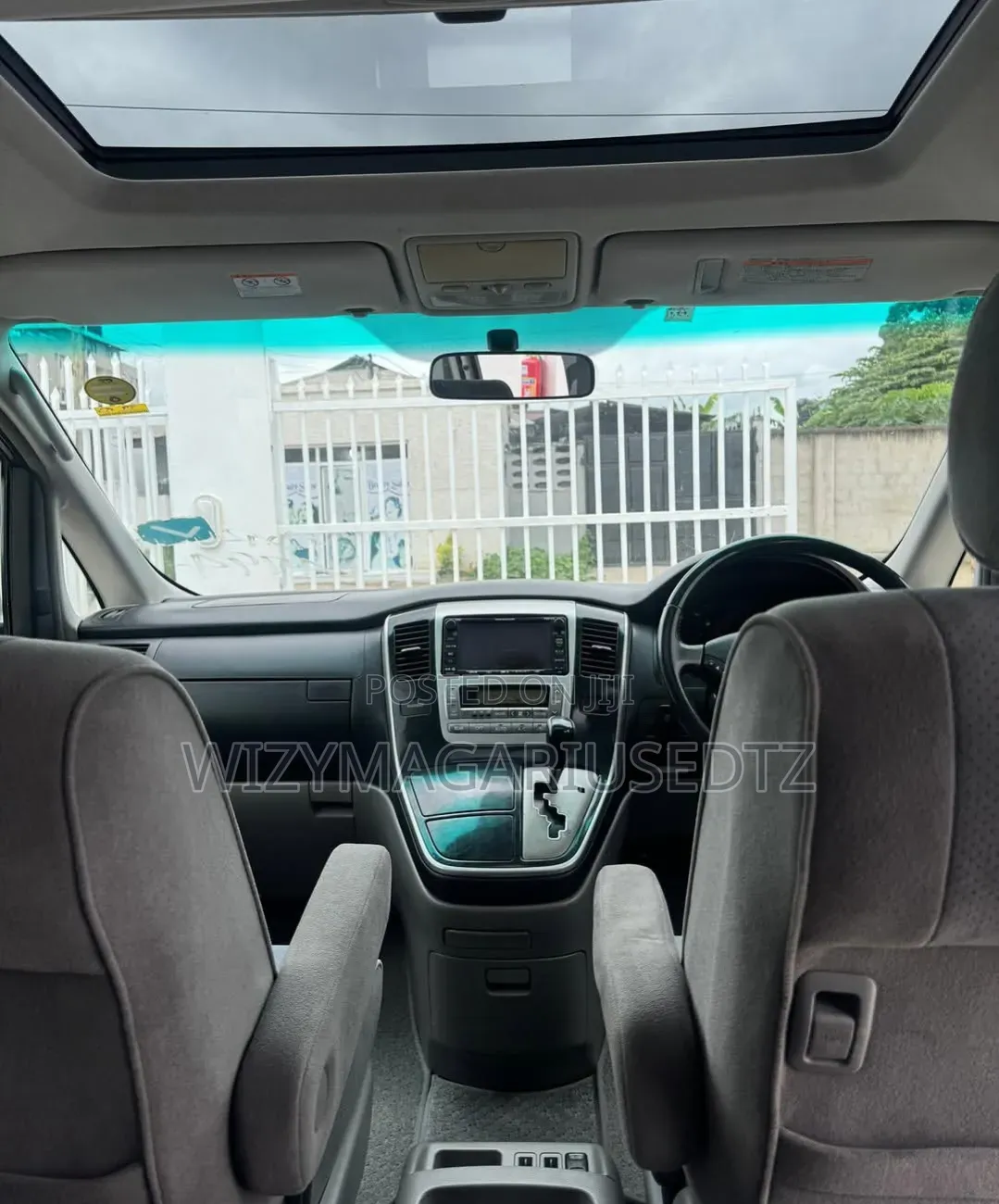Toyota Alphard 2004 Silver