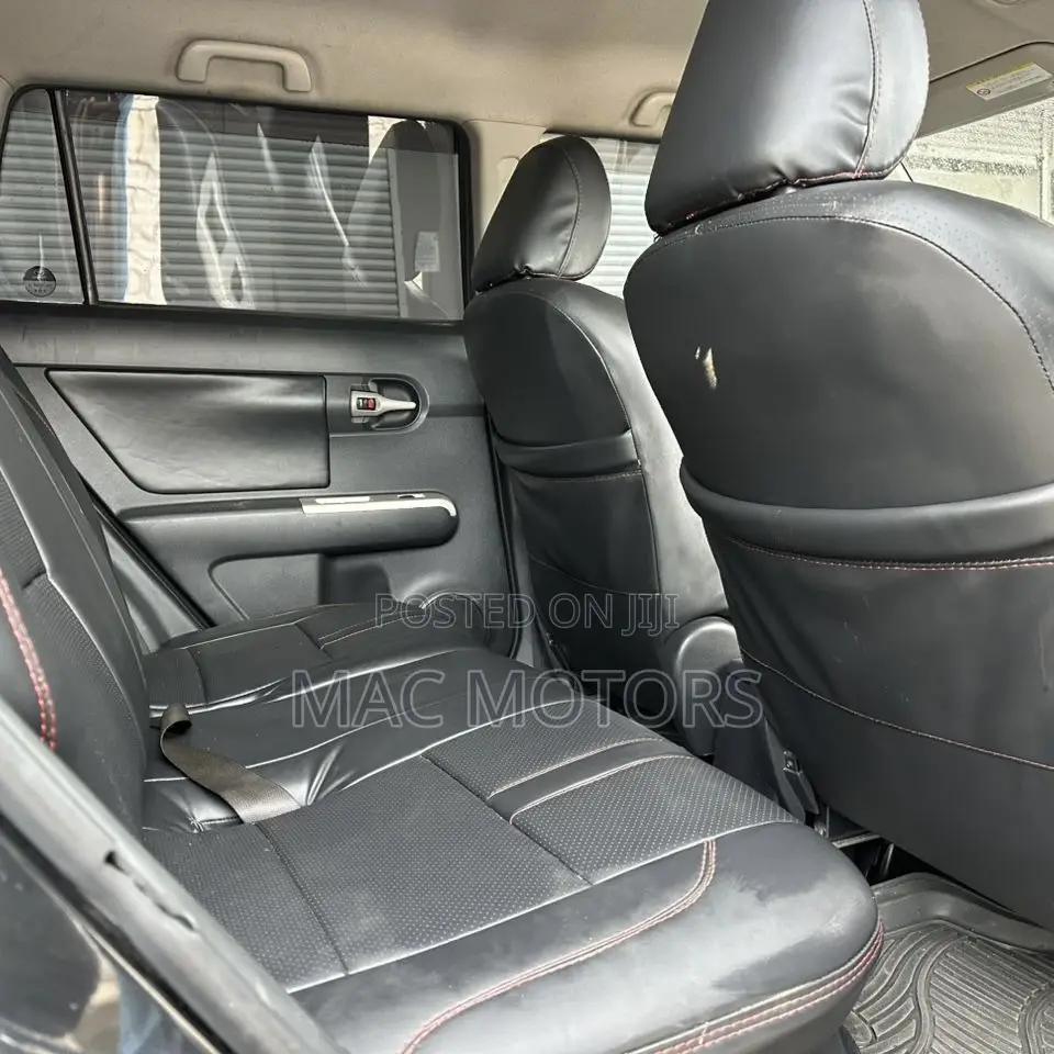 Toyota Corolla Rumion 2009 Black