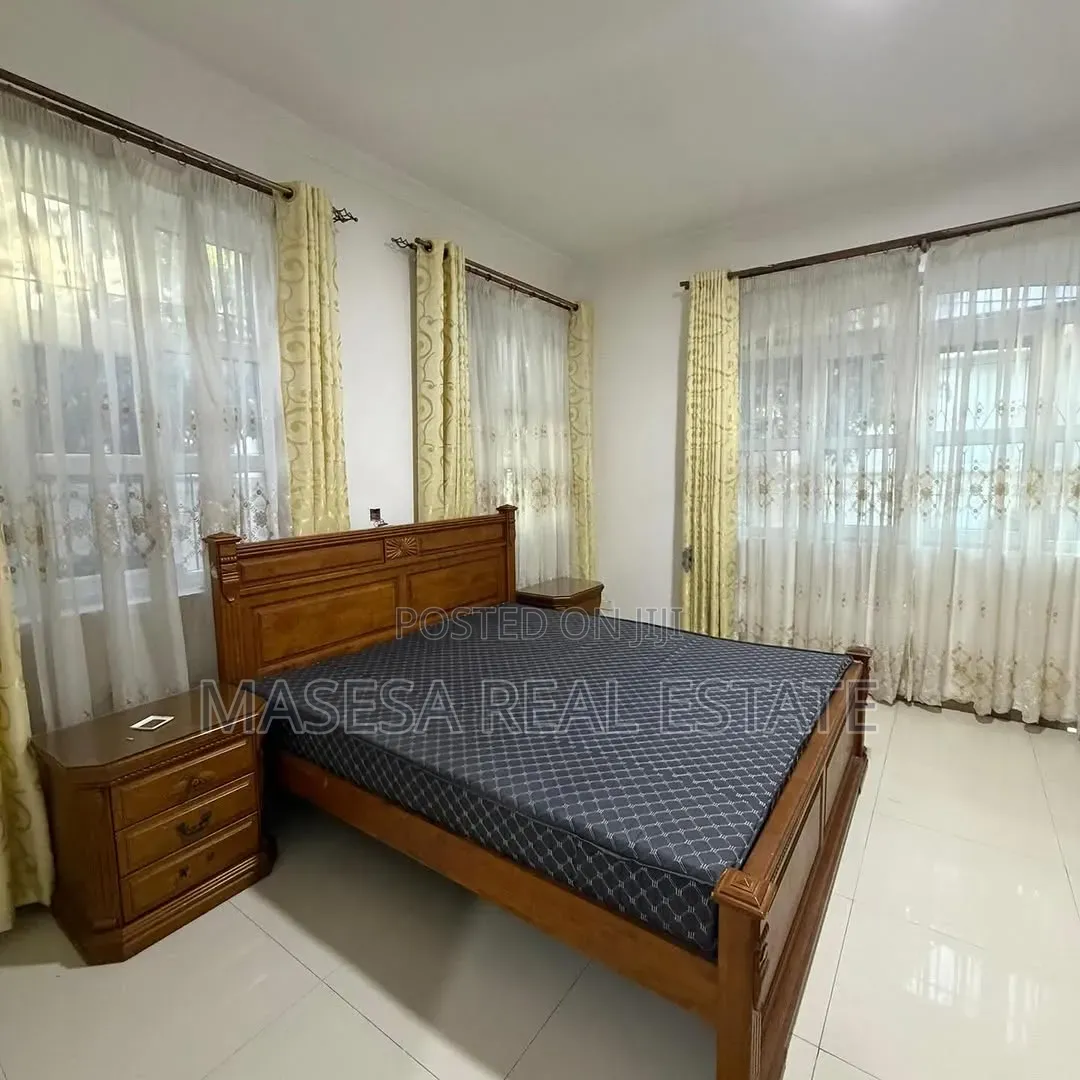 Furnished 5bdrm Villa in Mikocheni for rent